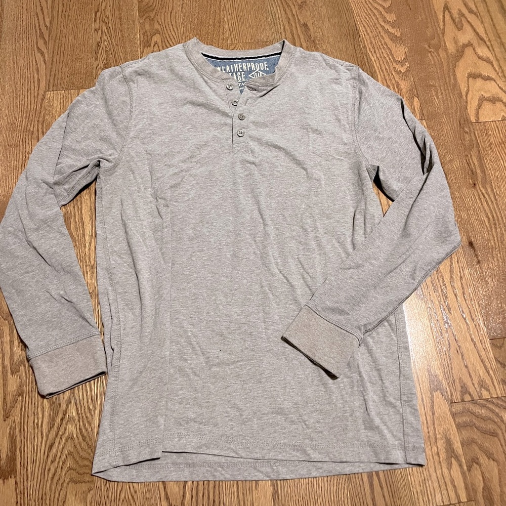Grey long sleeve